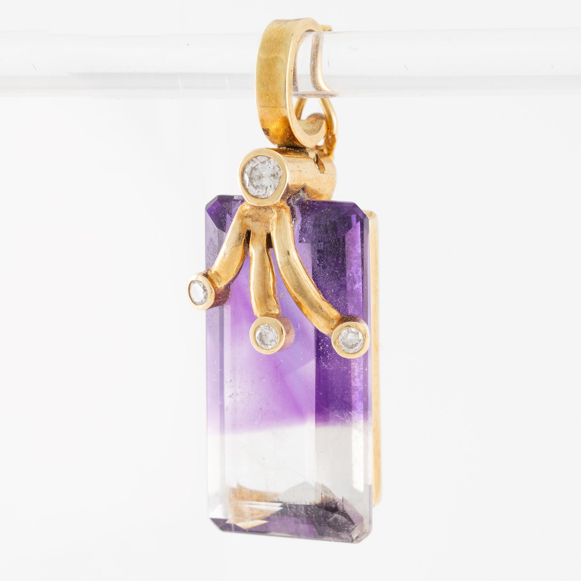 Hänge, 18K guld med ametist/klar kvarts och briljantslipade diamanter.