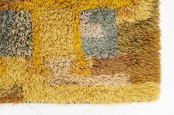 Rya rug, approx. 230 x 190 cm.