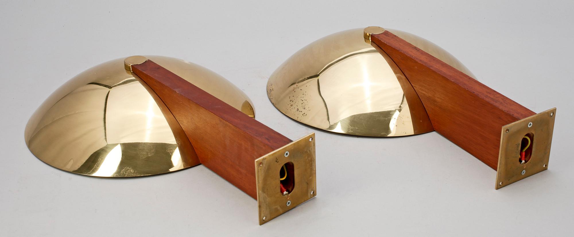 VÄGGLAMPOR, ett par, modell "MuW31", Eckart Muthesius, Tecnolumen, formgiven 1930.