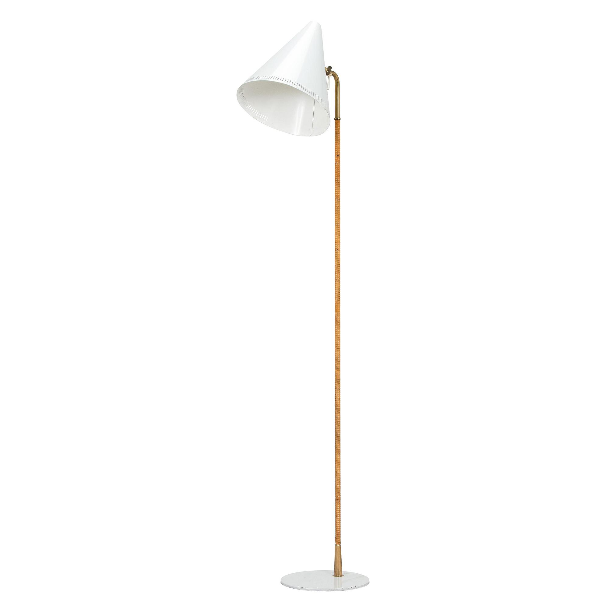Paavo Tynell, a mid-20th century K10-10 floor lamp for Idman.