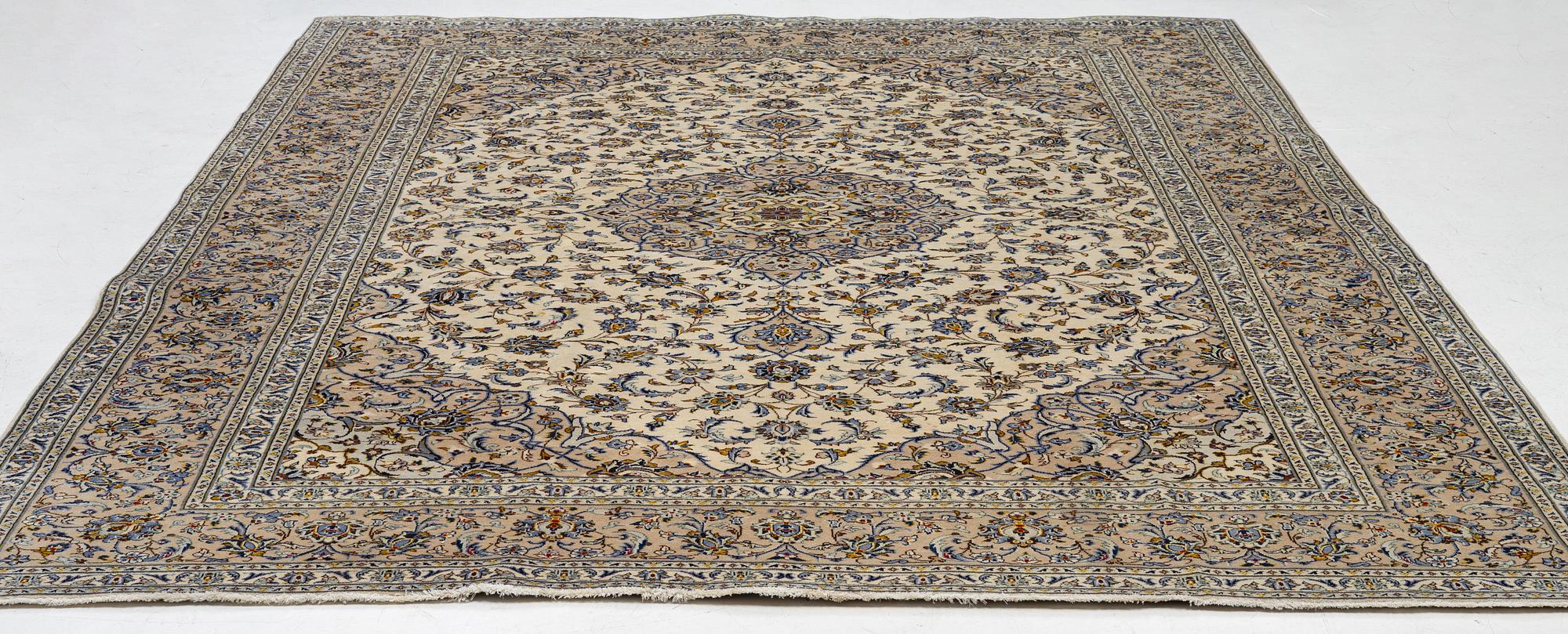 Matta, Keshan, 400 x 300 cm.