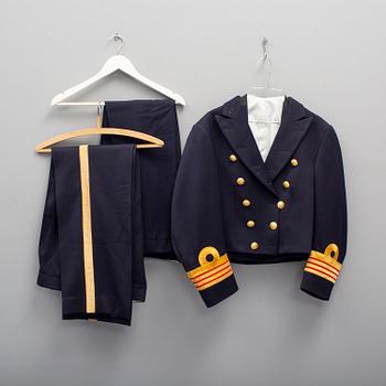 UNIFORM. Mässdräkt för marinen, Kommendör (marinöverläkare), Georg Sörman, 1990-tal. Sverige.