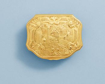 807. A pseudo French mid 18th century gold snuff-box.