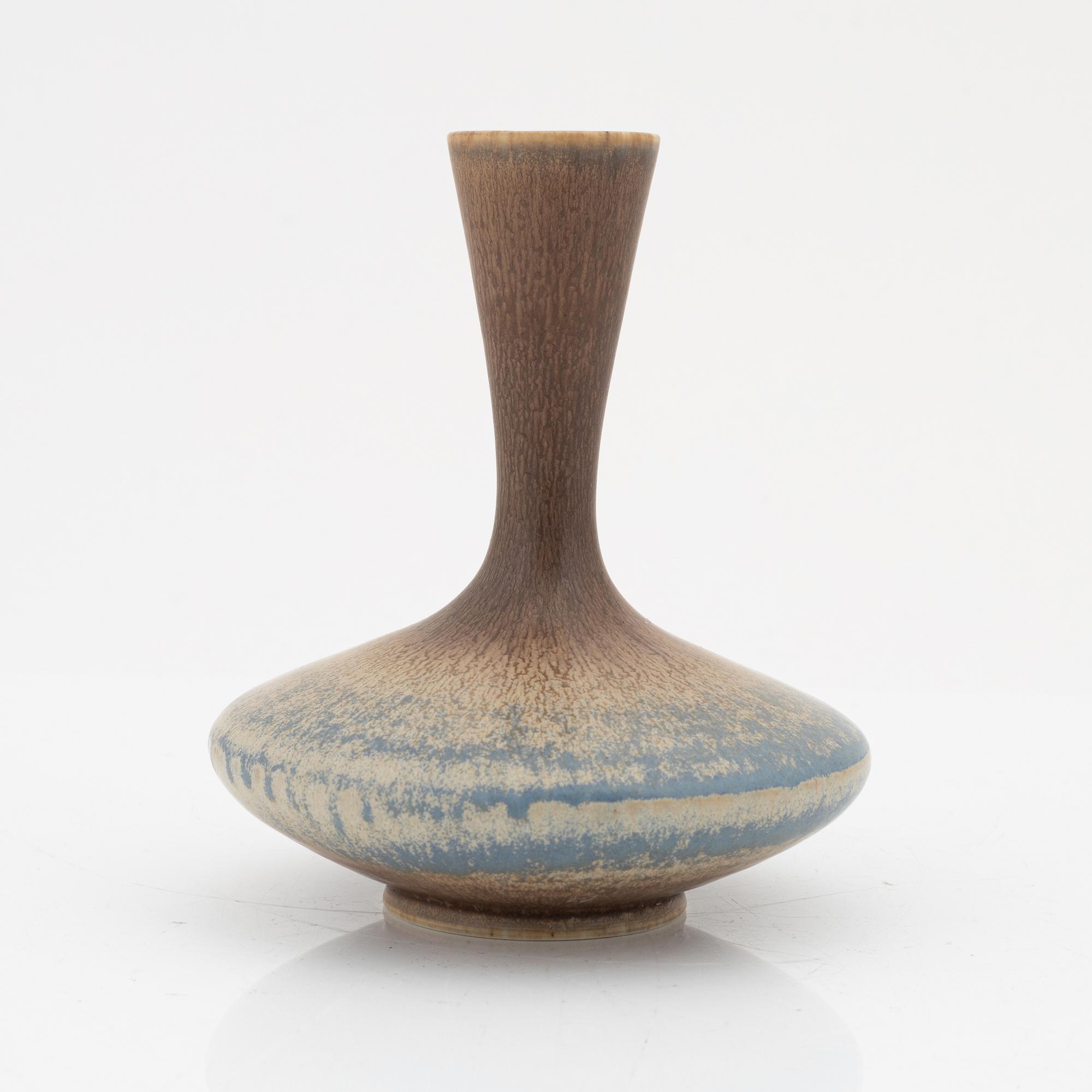 Sven Wejsfelt, a stoneware vase, Gustavsberg studio, Sweden 1988.