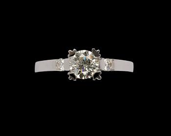 1169. RING, brilliant cut diamond, 0.81 cts. app J/SI.