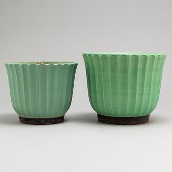 EWALD DAHLSKOG, two flower pots, "Tellus", Bo Fajans, probably 1940s.