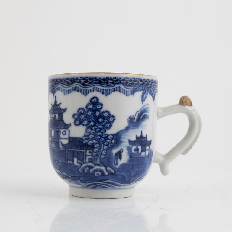 Ten pieces of porcelain, China, Qing dynasty, 18th-19th century.