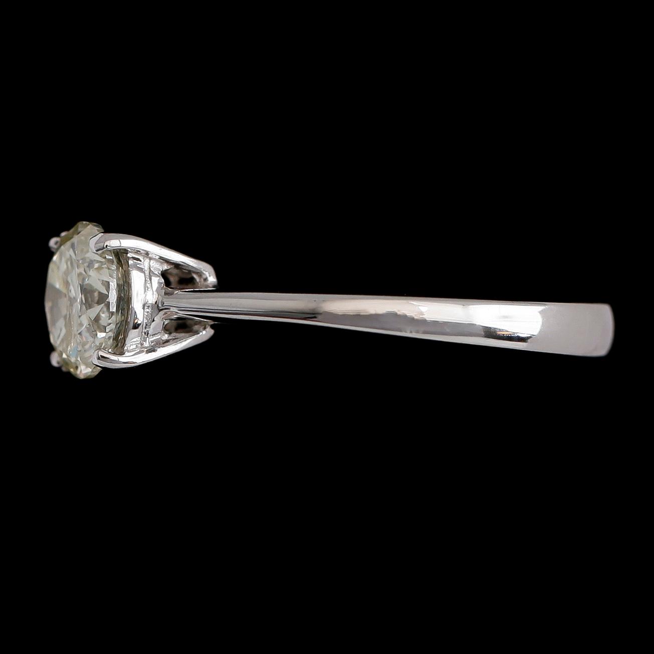 RING, 18 k vitguld, solitär briljantslipad diamant ca 1.29 ct.