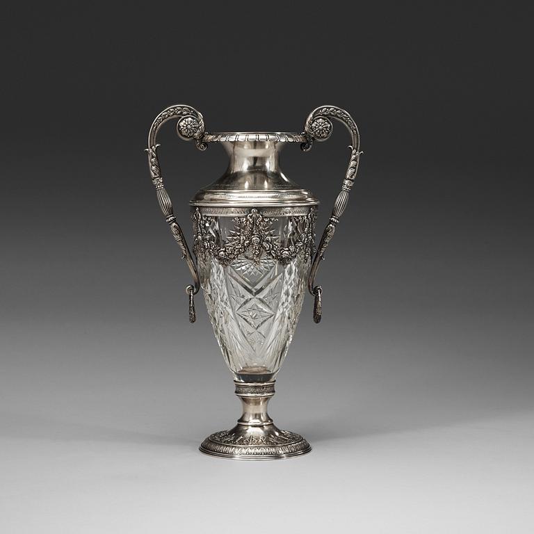 A Russian 20th century silver and glass amphora, marks of Ivan Chlebnikov, Moscow 1908-1917.