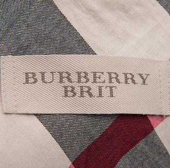 KAPPA, Burberry, storlek 36.