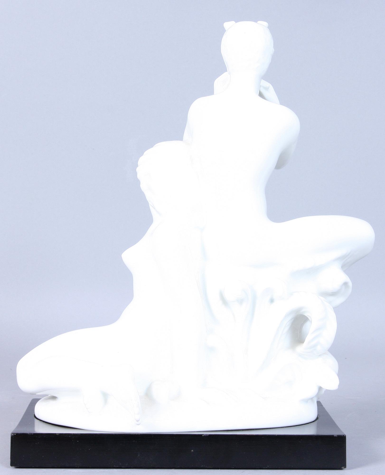 FIGURIN, porslin. Harald Salomon (1900-1990) för Rörstrand.