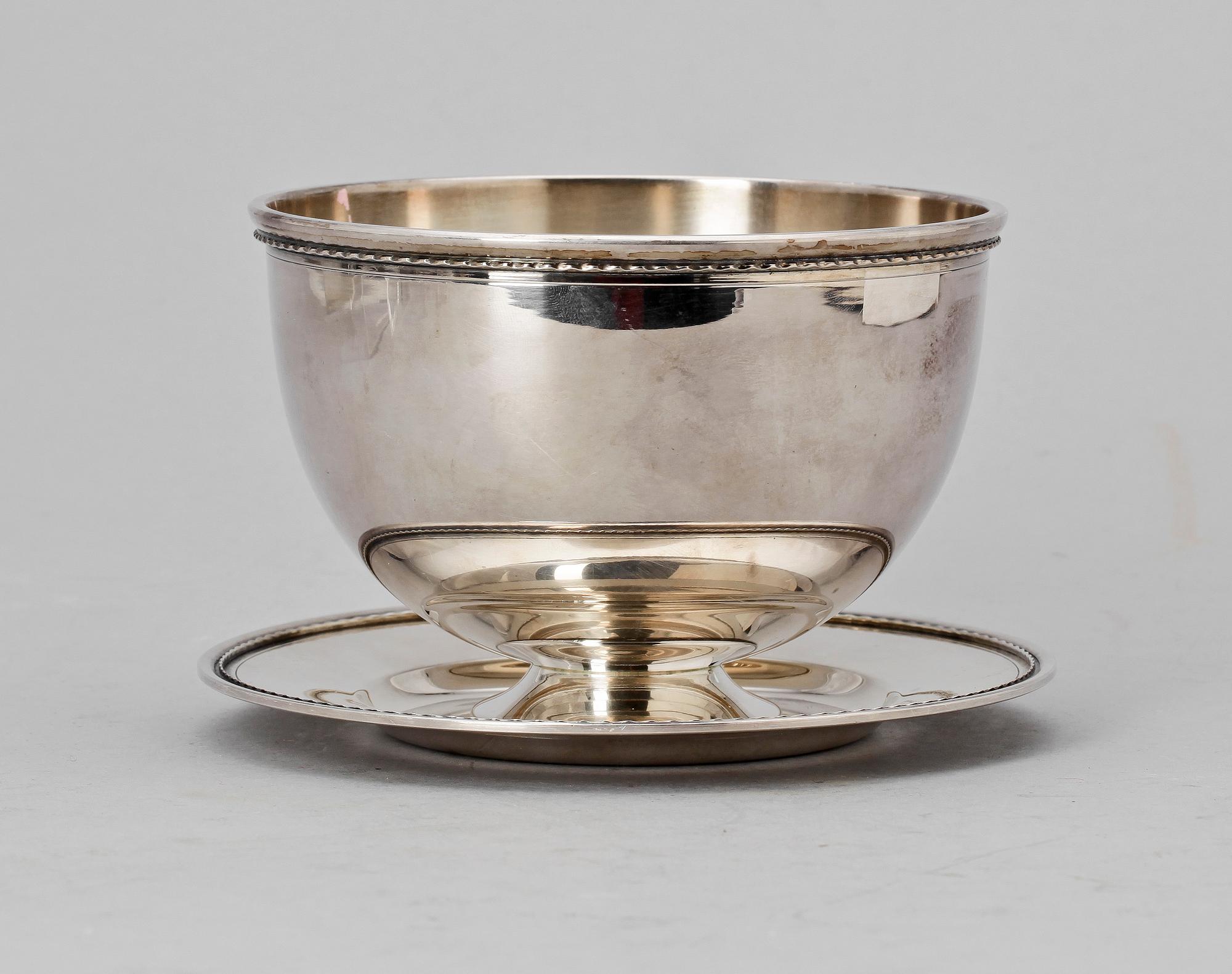 SÅSSKÅL, silver, Guldsmeds AB, Stockholm 1954. Vikt 490g.