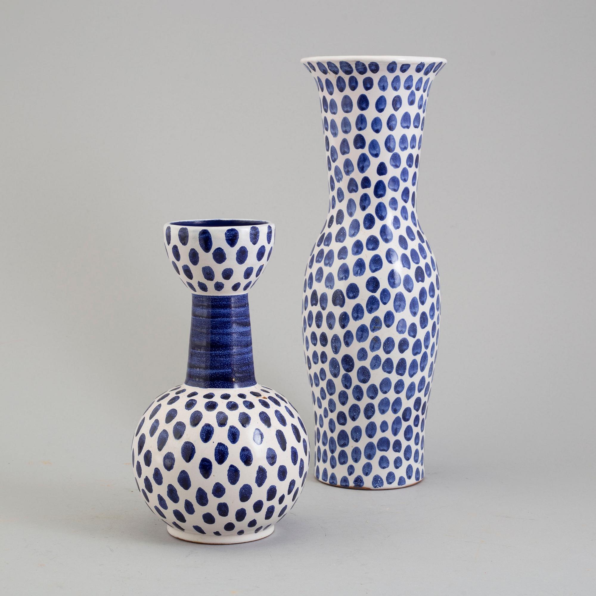 Two ceramic vases by Vicke Lindstrand for Upsala-Ekeby.