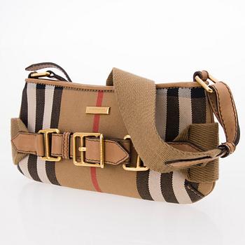 BURBERRY, AXELVÄSKA.