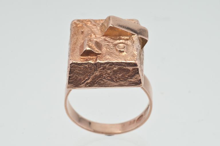 Boris Sarvala, A RING.