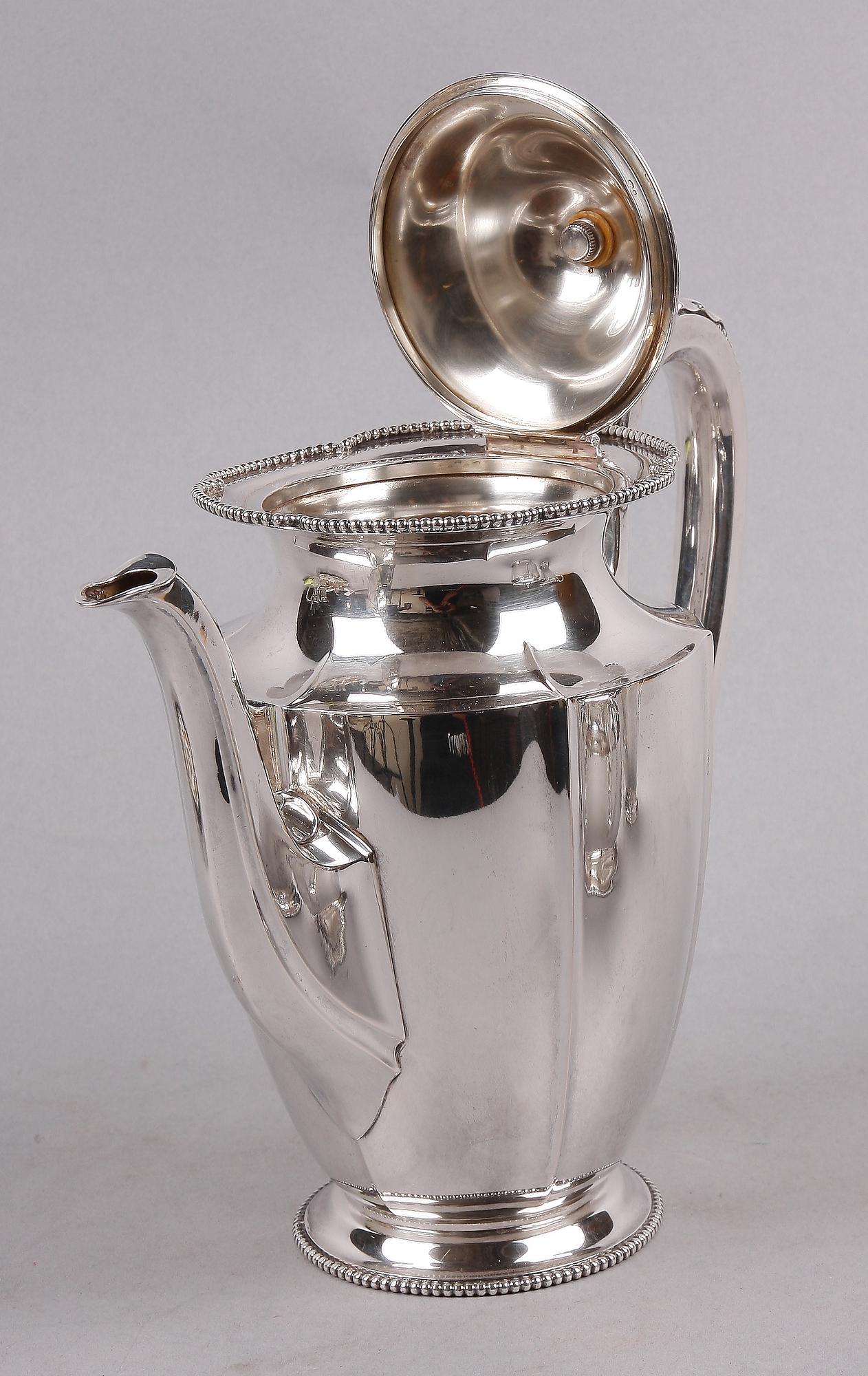 KAFFESERVIS, 3 delar, silver, CG Hallberg Stockholm 1920. Tot vikt 1085 gram.