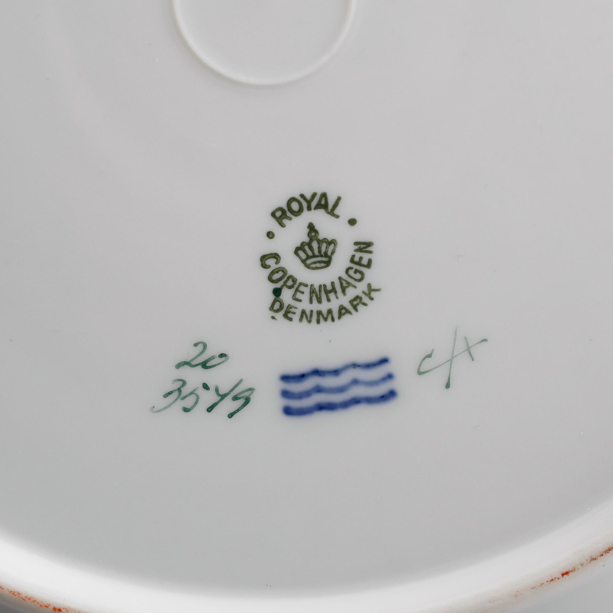 FAT, porslin, "Flora Danica", Royal Copenhagen.