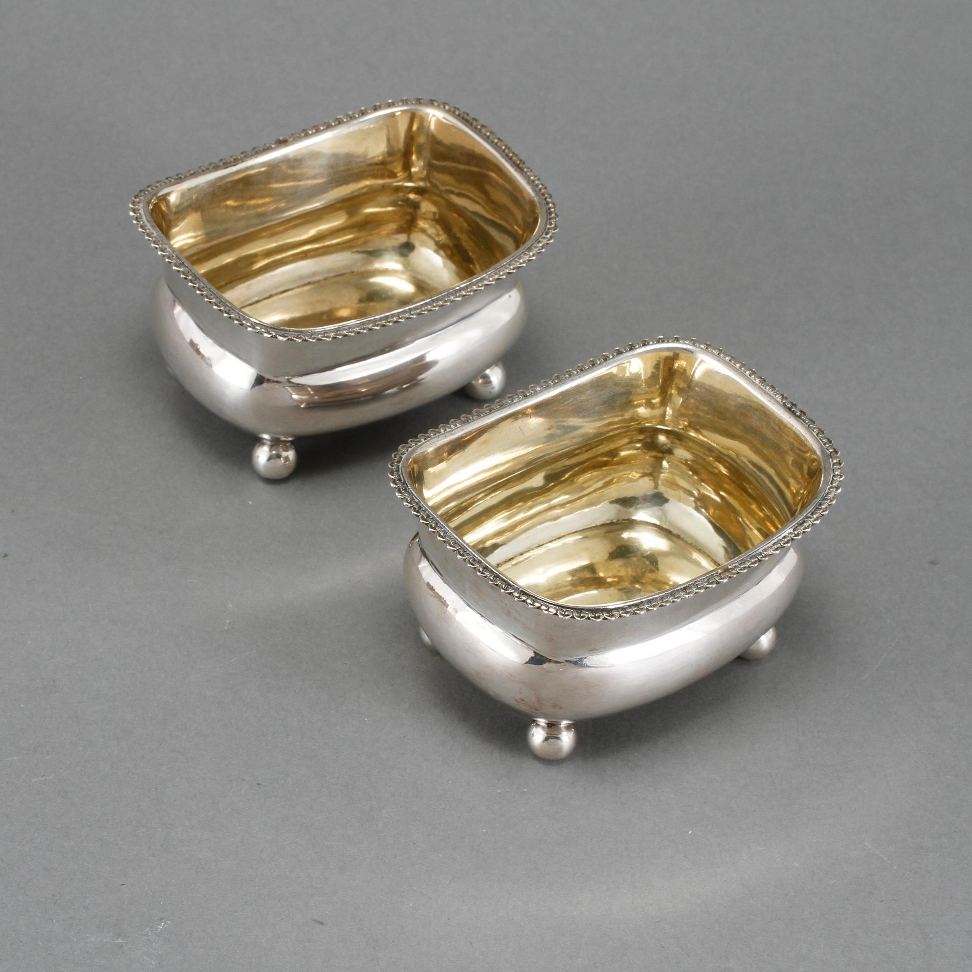 SKÅLAR, ett par, silver, Alice & George Burrows, London, 1809, vikt 184 g.