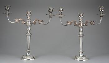 KANDELABRAR, 2 st, pläter, England, 1800-talets första kvartal.