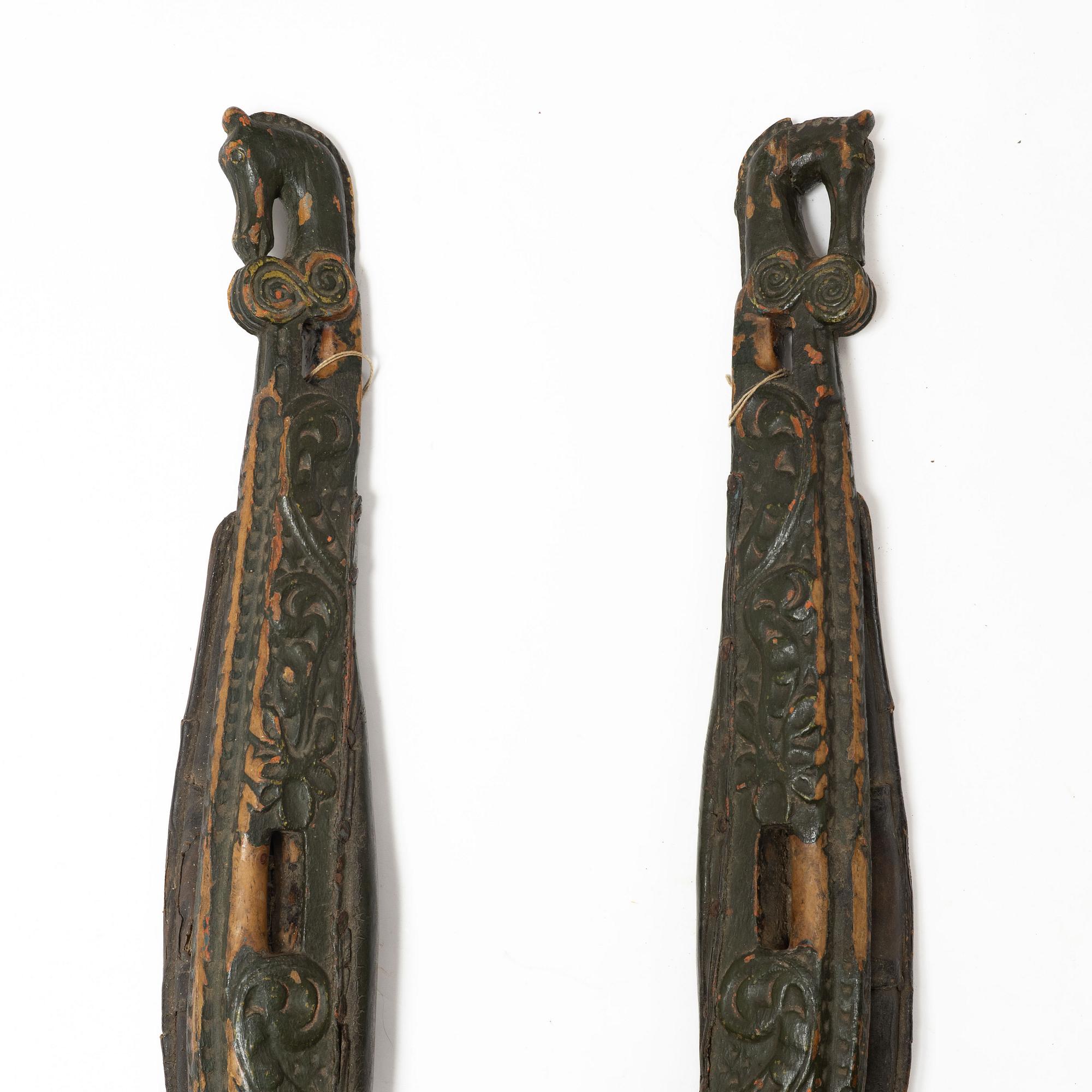 Lokor, ett par, Allmoge, Hälsingland, 1700- / tidigt 1800-tal.
