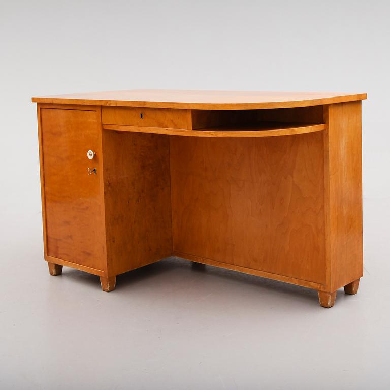 SKRIVBORD, 1900-talets första hälft.