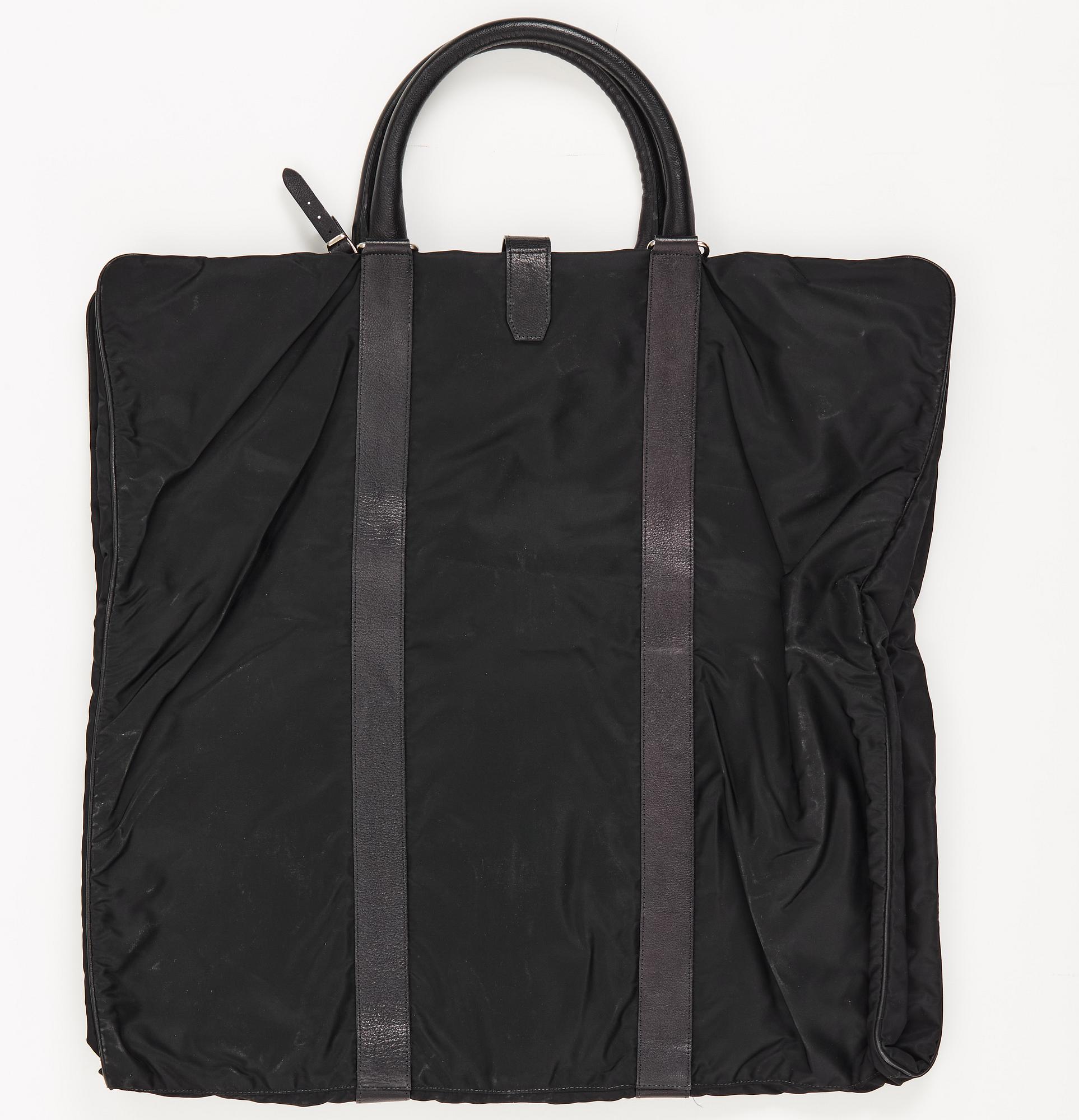 Céline, Travel wardrobe.