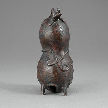 KLOCKA, mässing, möjligen Tibet, 1800-tal.