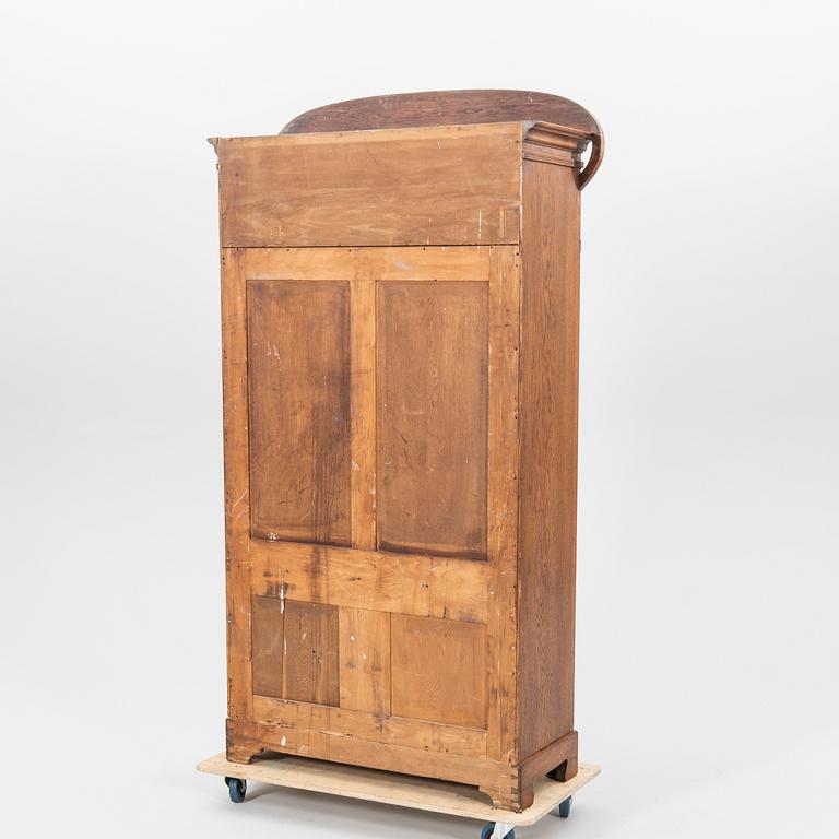 Vitrinskåp tidigt 1900-tal Jugend.