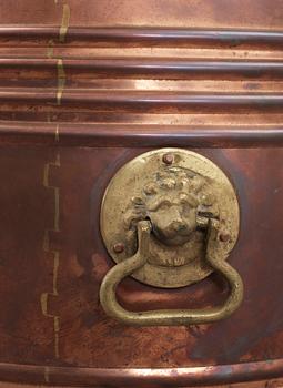 VATTENTUNNA MED LOCK, märkt Molin Norrtälje, sent 1800-tal.