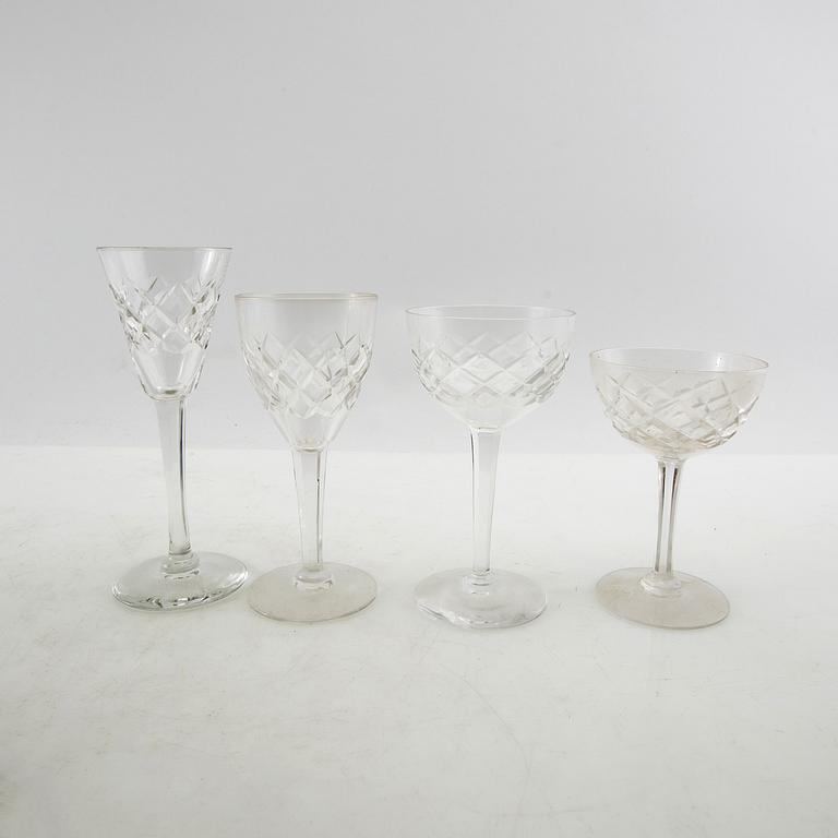 Fritz Kallenberg service 70 dlr "Bror" early 20th century cut glass.