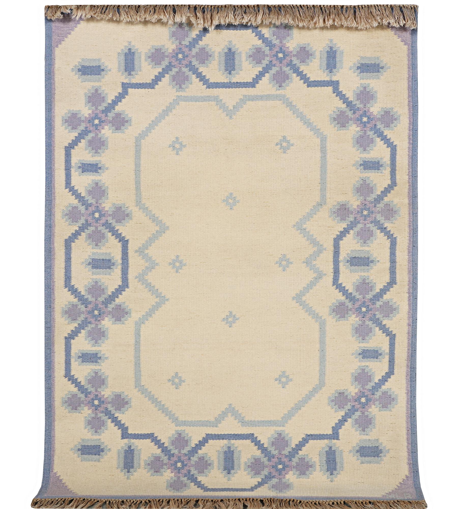 Matta, rölakan, signerad MLB, ca 202 x 136 cm.