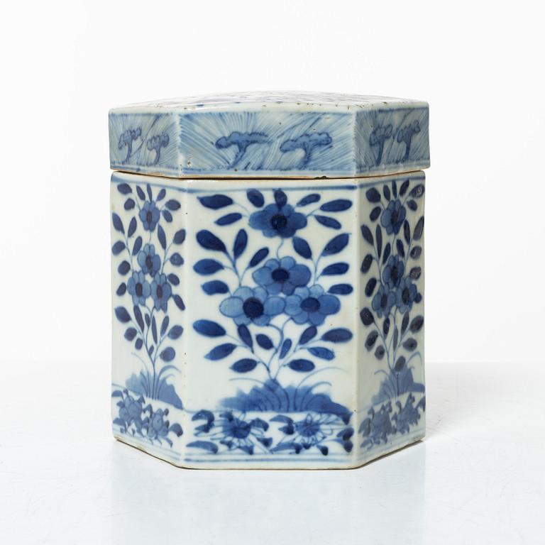 Teburk, porslin, Kina, 1800-tal.