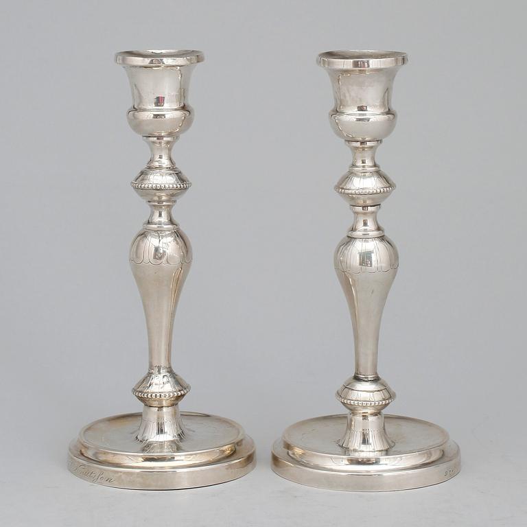 LJUSSTAKAR, ett par. Silver. Guldvaru AB Malmö, 1965. Tot ca 175 g.