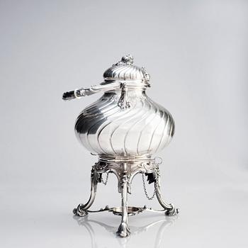 A Swedish 19th century silver tea-urn with stand and burner, marks of Gustaf Möllenborg (C T Feron), Stockholm 1885.