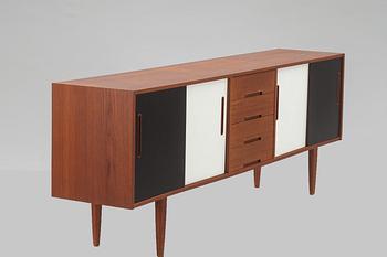 SIDEBOARD, "Gigant", Nils Jonsson, Troeds, 1950/60-tal.