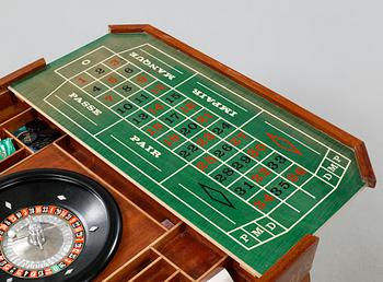 A gaming table and two chairs from Italy, 1950s.