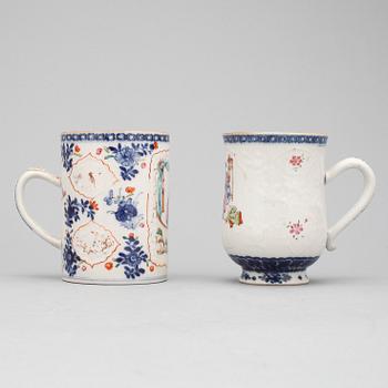 MUGGAR, 2 st porslin Qingdynastin, Qianlong (1736-95).