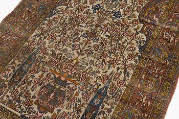 Rug, antique Isfahan, central Isfahan, c. 209 x 143 cm.