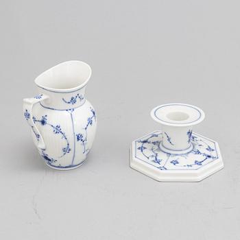 A 31-piece 'Musselmalet' porcelain coffee service, Royal Copenhagen, Denmark.