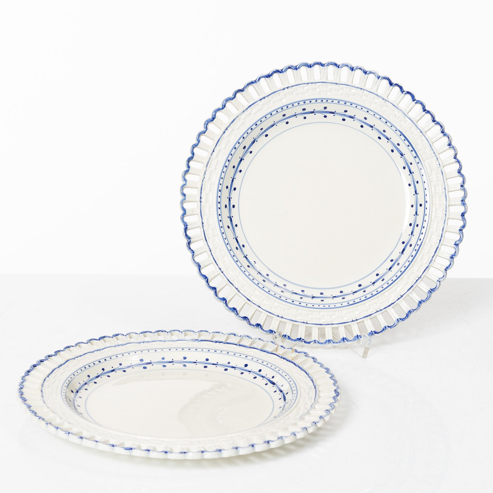 A set of 10 cream ware dessert dishes, Sweden Rörstrand, Empire, 19th century.