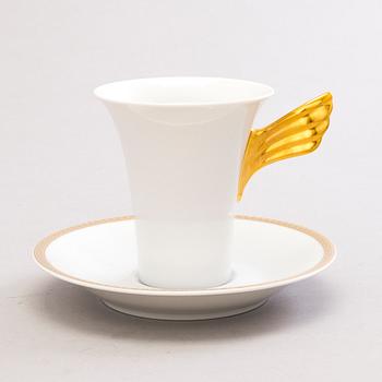 VERSACE Ikarus, Médaillon Méandre d'Or 2 + 2 porcelain plates with a coffee cup by Rosenthal.