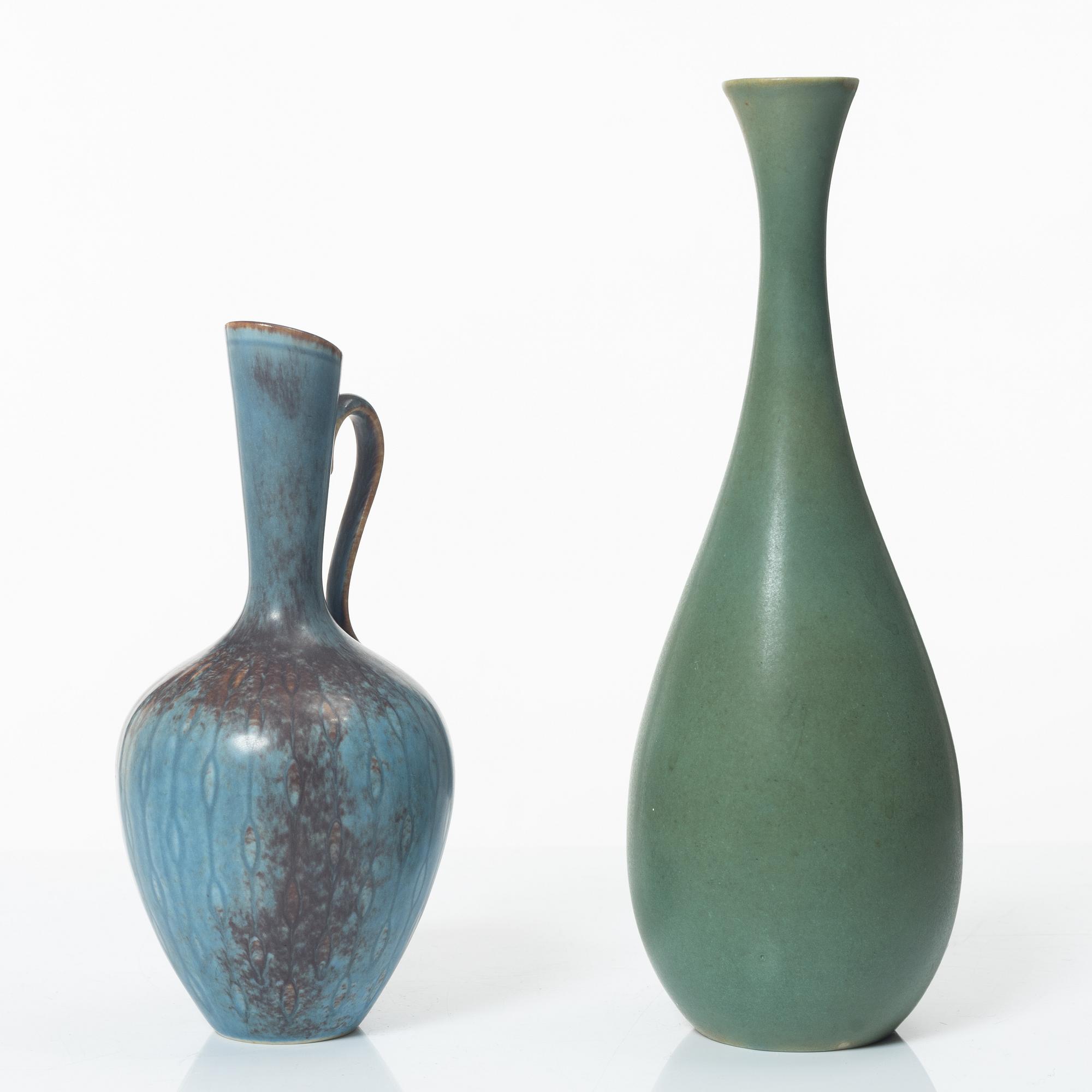 Two stoneware vases Gunnar Nylund and Carl-Harry Stålhane, Rörstrand and six ceramic miniatures, John Andersson Höganäs.
