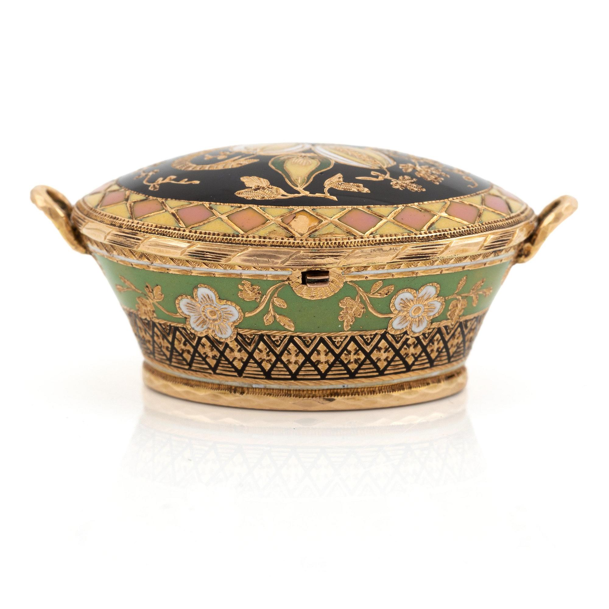 Fickur i form av korg, guld och emalj, Genève, Schweiz, tidigt 1800-tal.