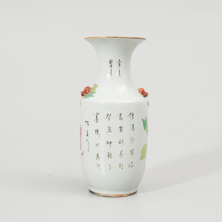 Floor vase, China, 19th century.