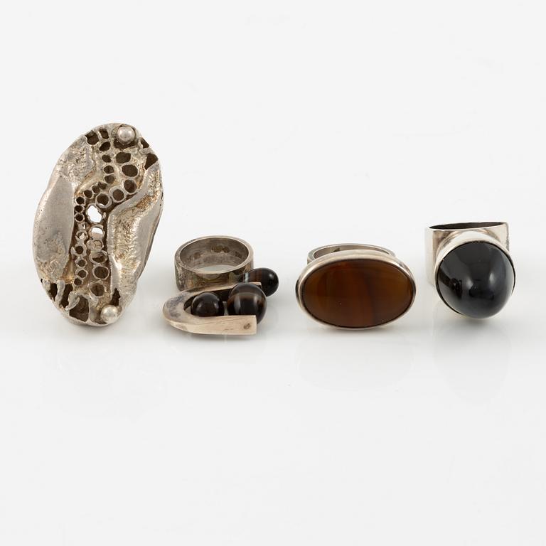 Lars Arby, four rings, sterling silver and agate, Gothenburg 1967, 1968 and 1976.