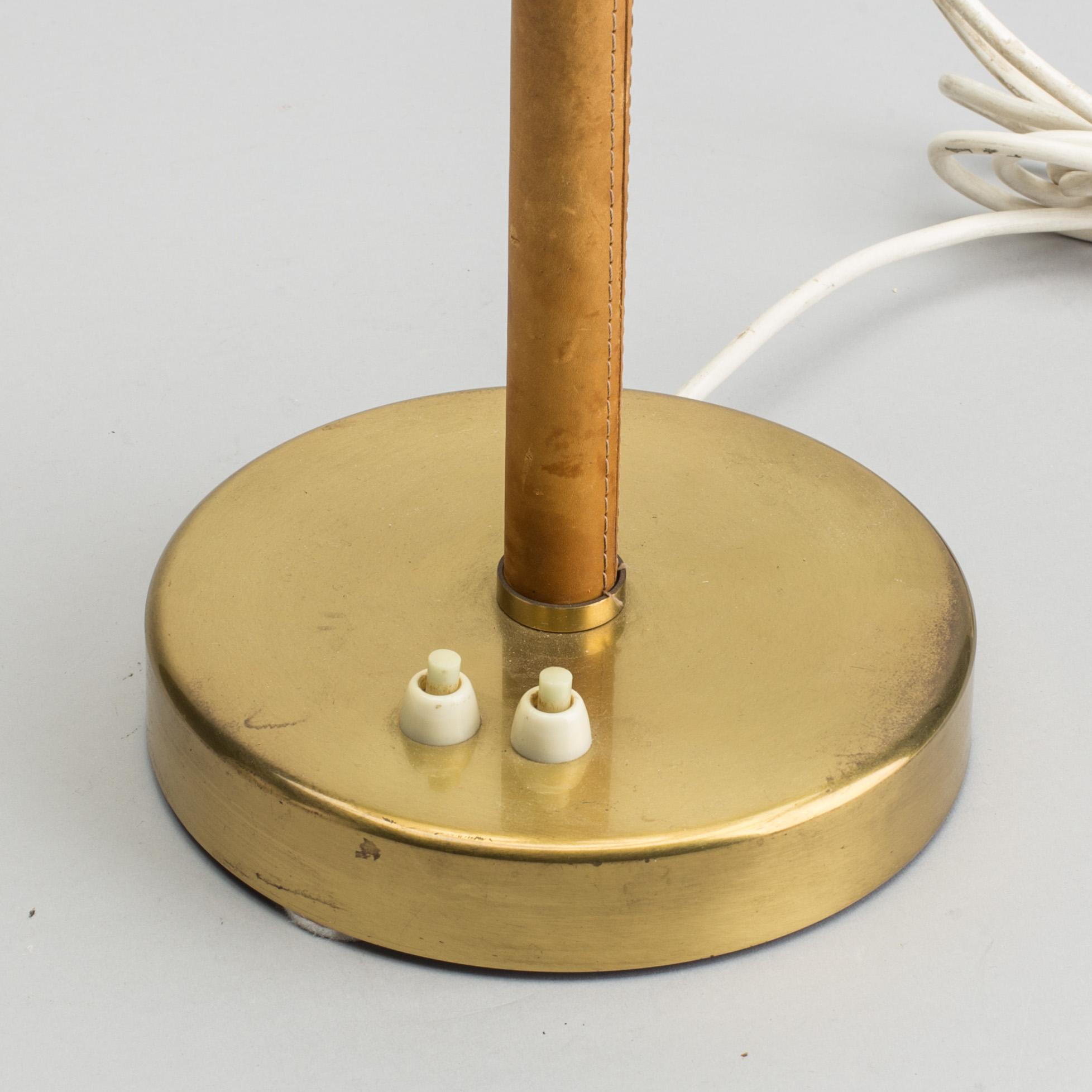 A TABLE LAMP NK 2043.