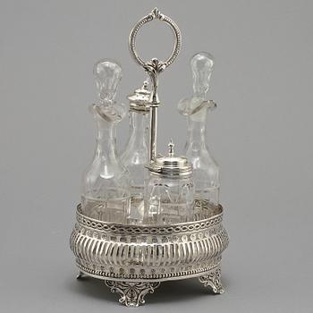 BORDSSURTOUT, nysilver och glas, omkring 1900.