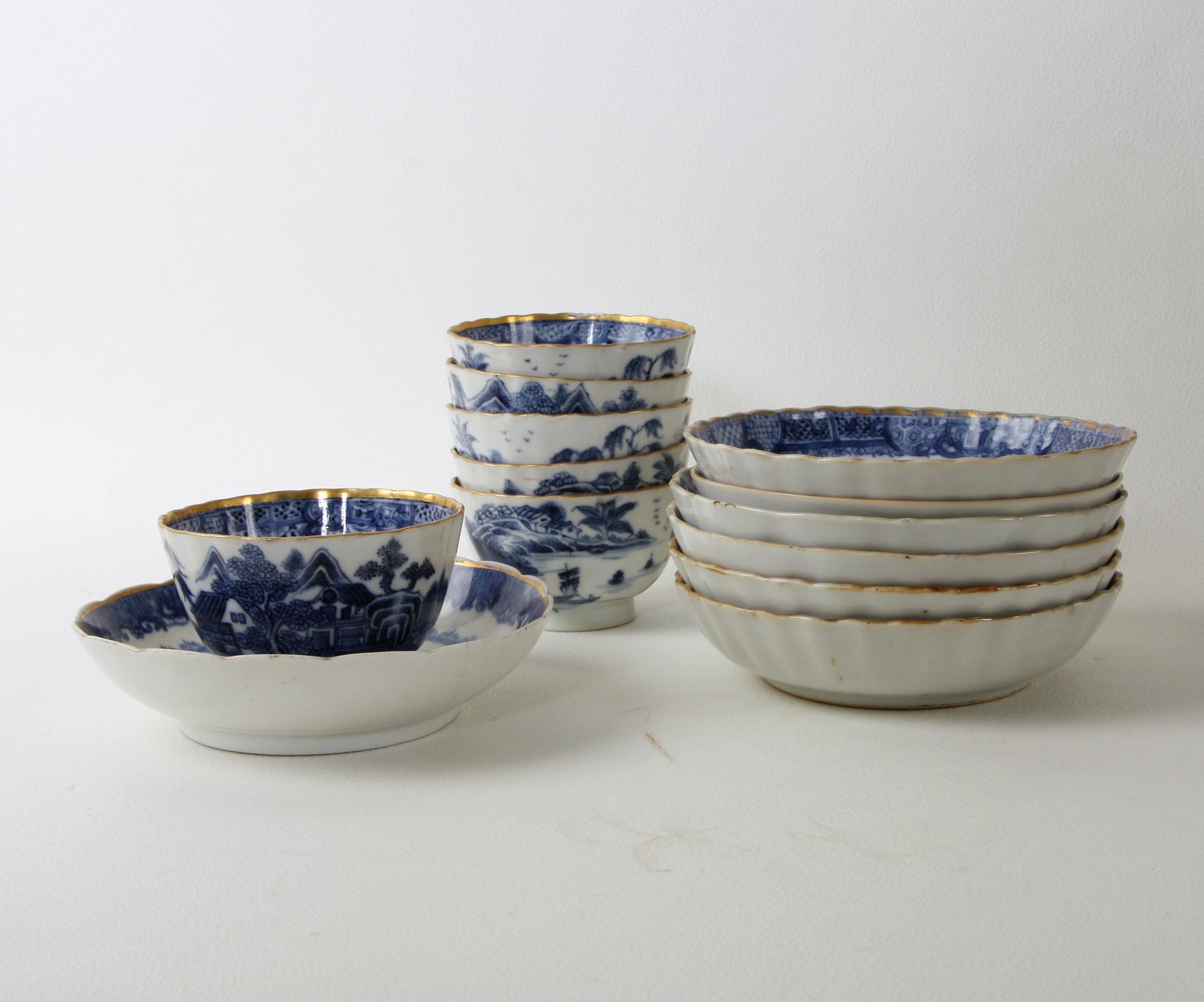 KOPPAR och FAT, 6+7 st, porslin, Kina, 1800-tal.