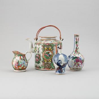 A group of four Chinese porcealin objects, Qing dynasty and later, 19th/20th century.