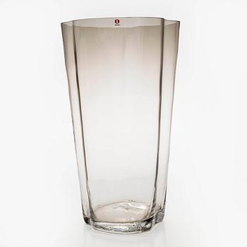 Alvar Aalto, maljakko, signeerattu Alvar Aalto Iittala.